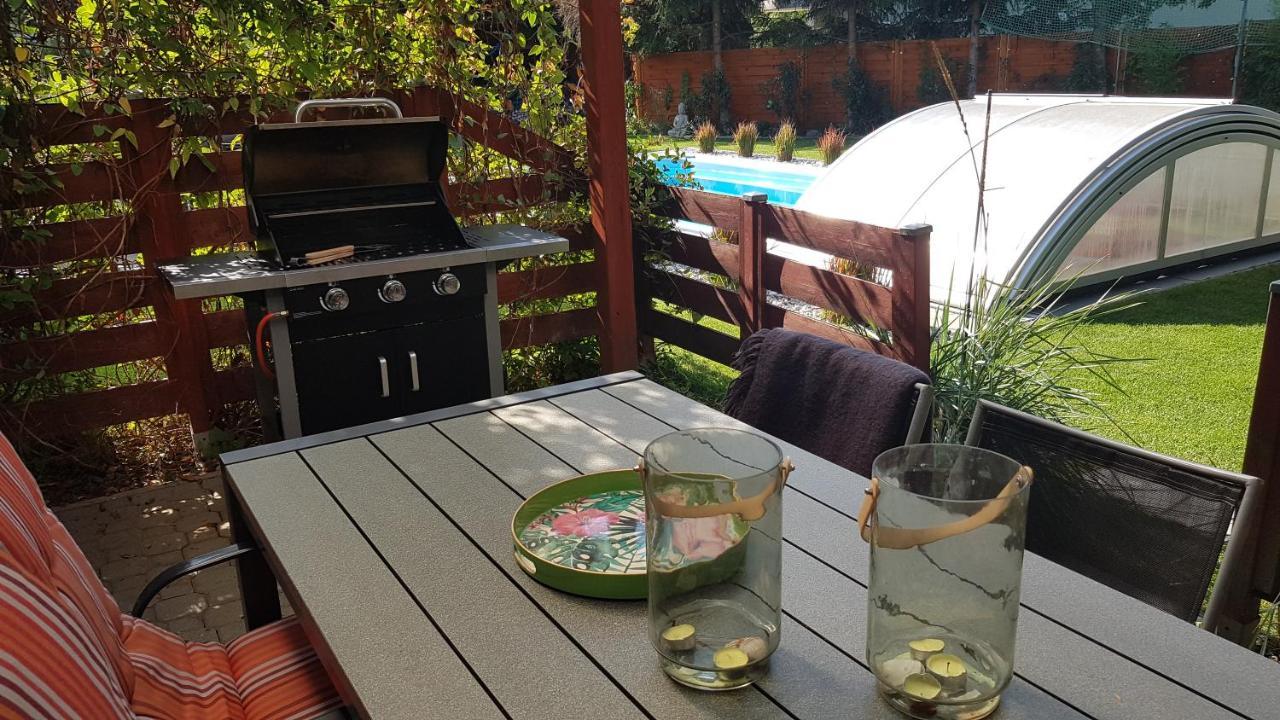 Pool & Lake Holiday Home Markkleeberg Bagian luar foto