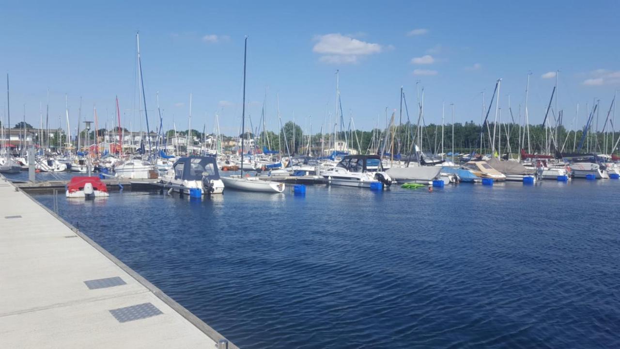Pool & Lake Holiday Home Markkleeberg Bagian luar foto
