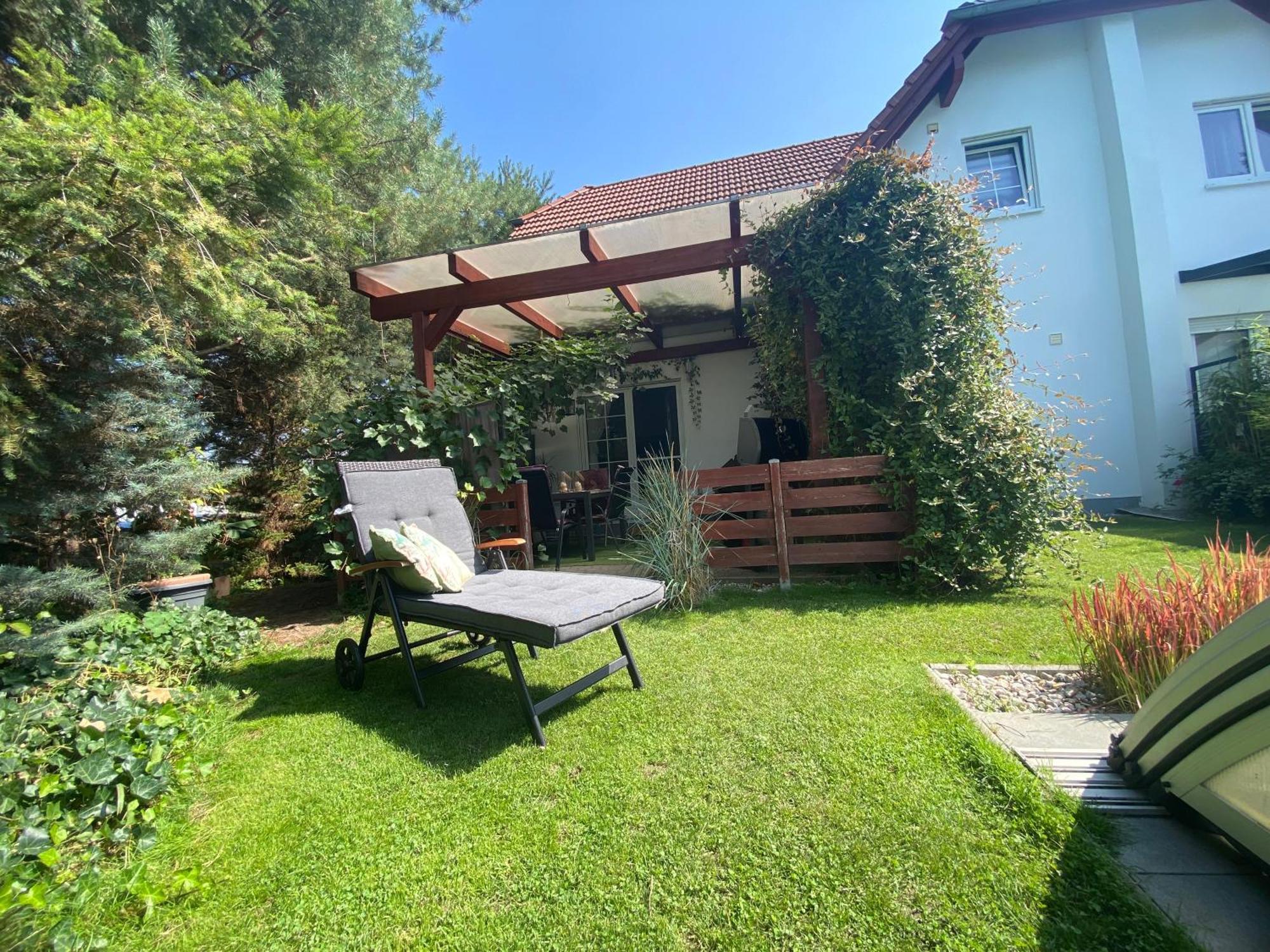 Pool & Lake Holiday Home Markkleeberg Bagian luar foto