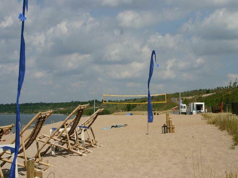 Pool & Lake Holiday Home Markkleeberg Bagian luar foto